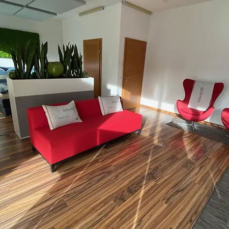 „1. Work & Sleep Luxury Apartment“ Fuer Arbeiten & Wohnen ! * سالزبورغ