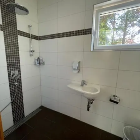 Apartmán „1. Work & Sleep Luxury Apartment“ Fuer Arbeiten & Wohnen ! *